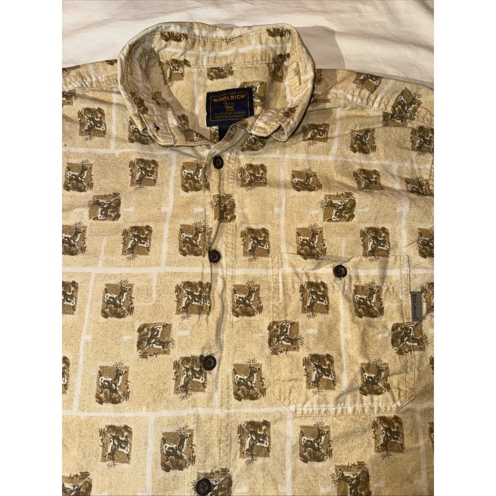 Vintage Woolrich Deer Print Novelty Print Button Front Tan Shirt Large